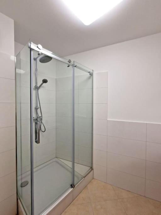 Apartament In The Heart Of 51 * Berlino